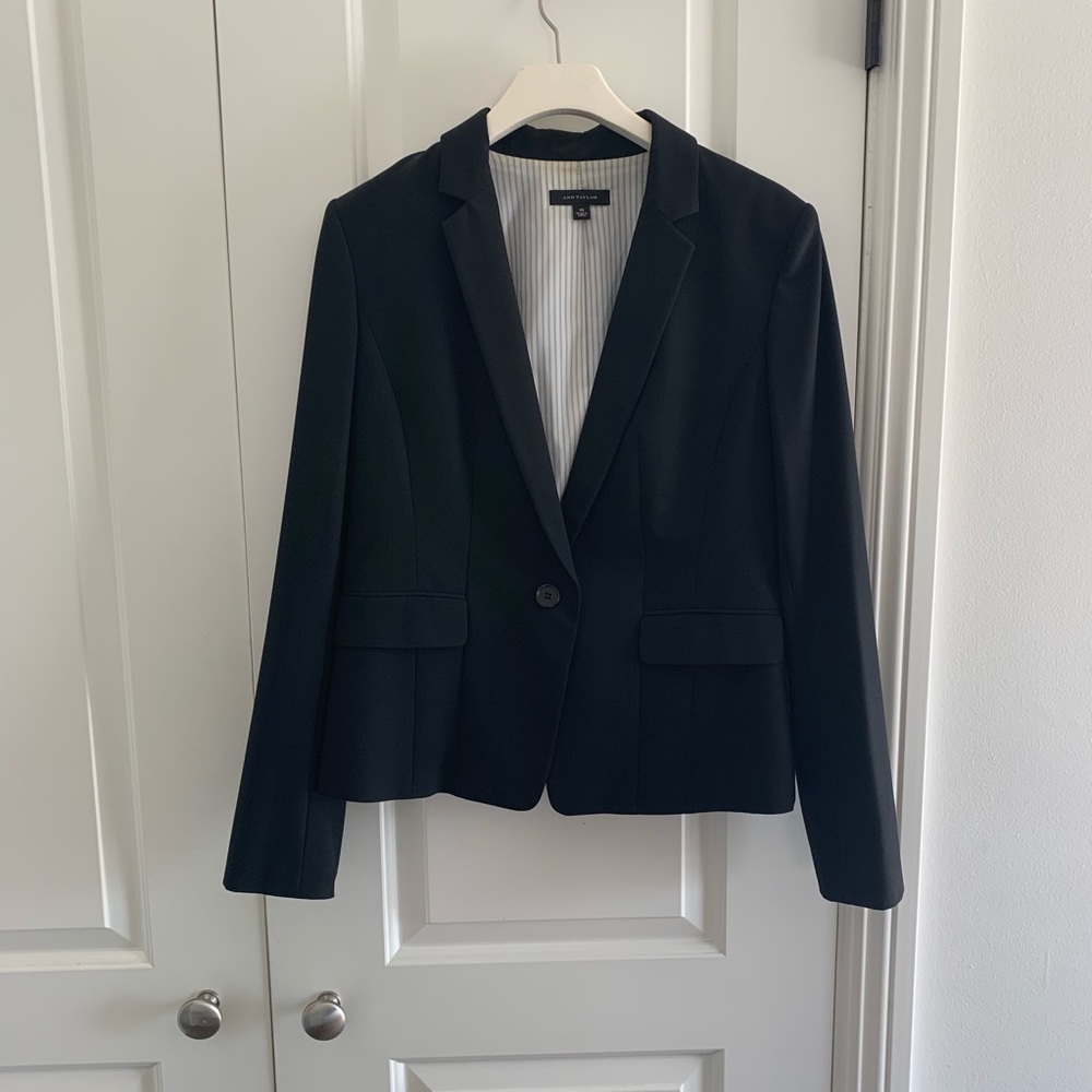 Ann Taylor black suit coat/blazer